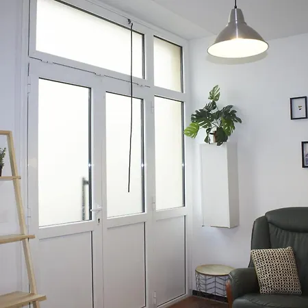 Apartment Practical And Cosy Nest In A Good Location