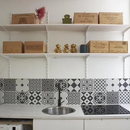 Practical And Cosy Nest In A Good Location Apartment Paris